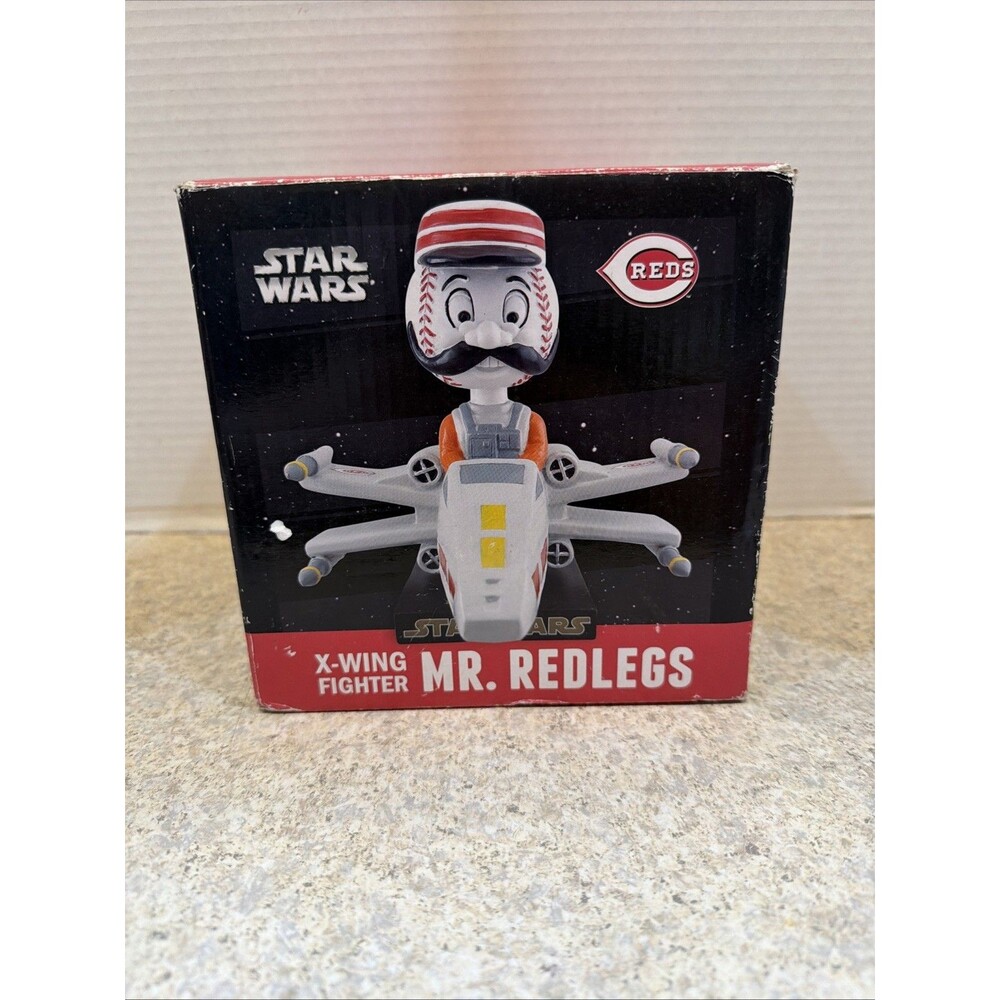 2016 Cincinnati Reds Mr. Redlegs X-Wing Fighter Bobblehead –Star Wars